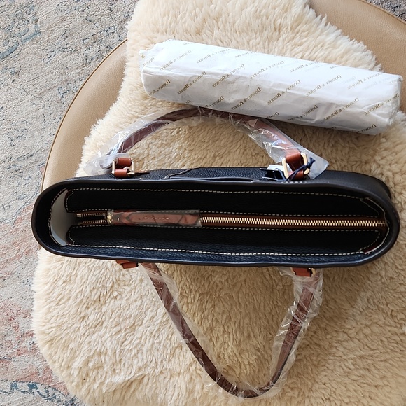 NWT Dooney & Bourke Large Black Leather Lexington Shopper Tote 🖤🤎 - Picture 11 of 17